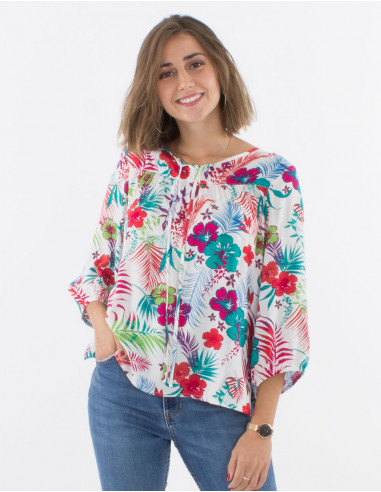 Blusa viscosa mangas 3/4 estampado tropical