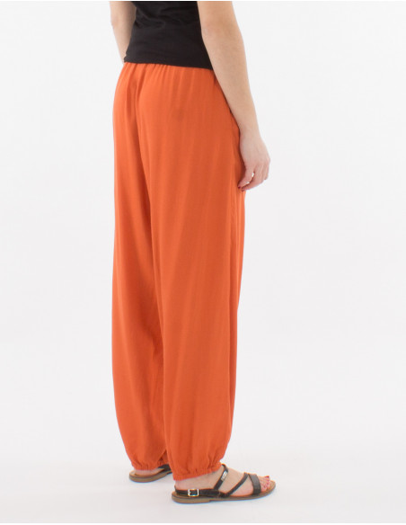 Pantalon viscosa liso con bolsillos bajo con elastico