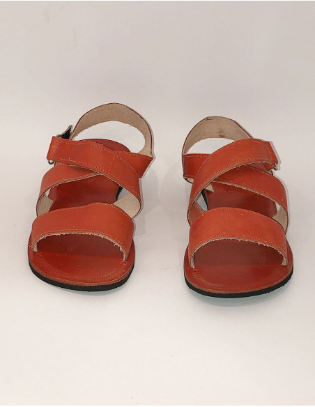 Sandalias de piel para hombre con tiras