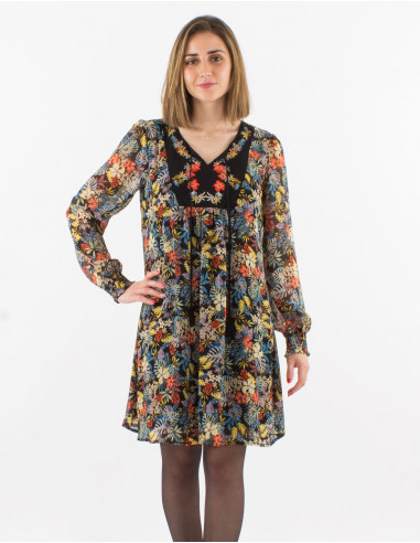 Vestido muselina de poliester doblado bordado...