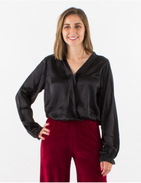Blusa poliester satin cuello con volante