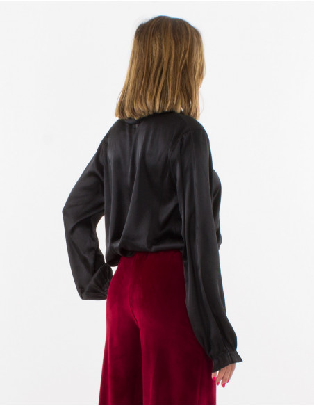 Blusa poliester satin cuello con volante
