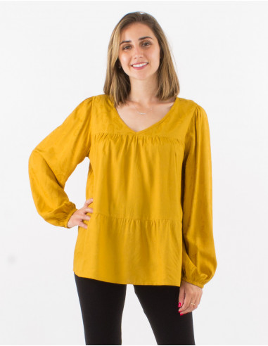 Blusa viscosa cuello v estampado cachemire