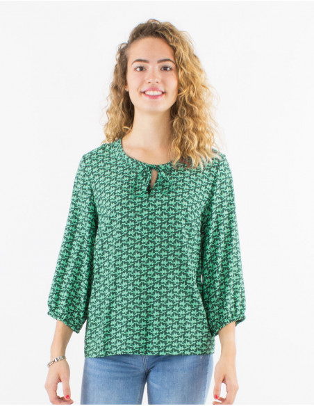 Blusa viscosa mangas 3/4  estampado arabesque