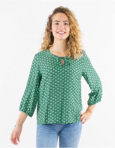 Blusa viscosa mangas 3/4  estampado arabesque