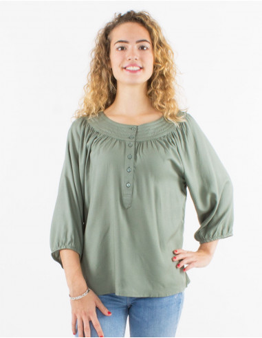 Blusa viscosa lisa  mangas 3/4