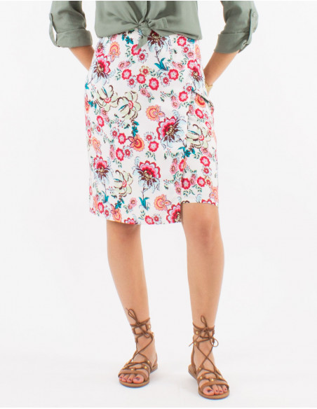 Falda corta viscosa estampado bohemia