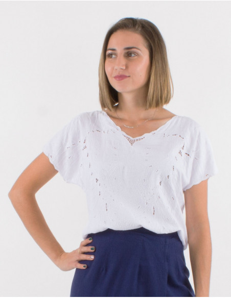 Blusa viscosa bordada mariposa