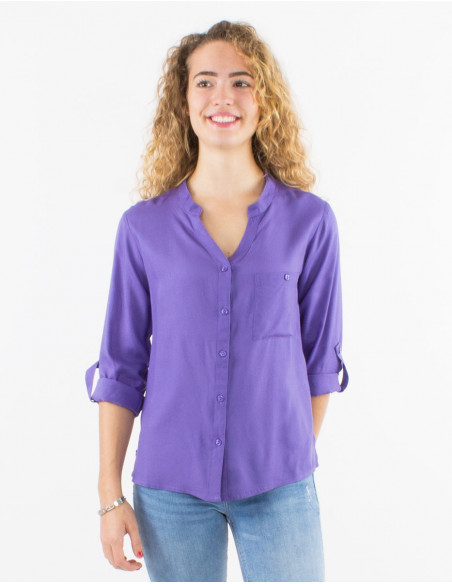 Blusa viscosa lisa con botones mangas largas