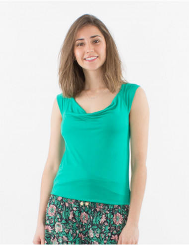 Camiseta 95% viscosa 5% elastano lisa cuello...