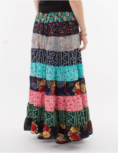 Falda larga de poliéster con volantes estampados