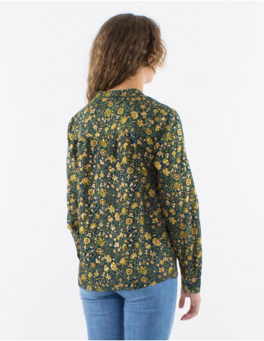 Blusa poliester con botones mangas largas...