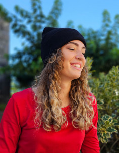 Gorro de punto acrílico liso 2