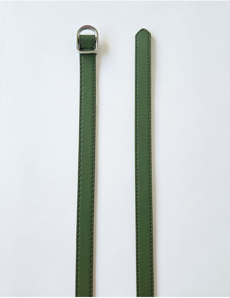 Cinturón liso de poliuretano con hebilla metálica