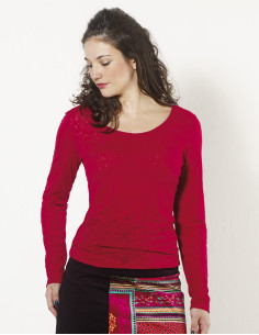 Camiseta 60% algodón 40%...