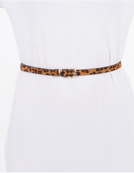 Cinturón de poliuretano con hebilla metálica estampada