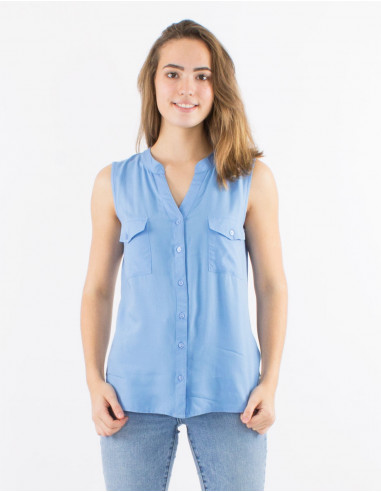 Blusa viscosa lisa cuello mao con botones  sin...