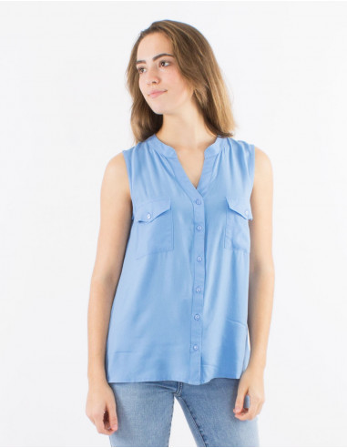 Blusa viscosa lisa cuello mao con botones  sin...