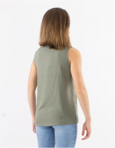 Blusa viscosa lisa cuello mao con botones  sin...