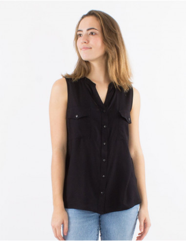 Blusa viscosa lisa cuello mao con botones  sin...
