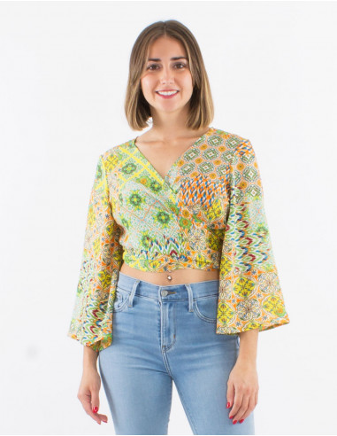 Blusa poliester mangas largas estampado mosaico