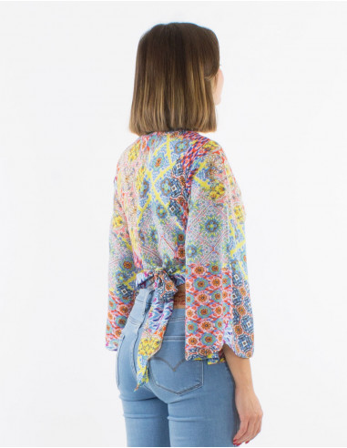 Blusa poliester mangas largas estampado mosaico