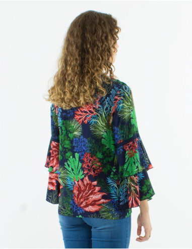 Blusa viscosa mangas largas con volantes cuello...