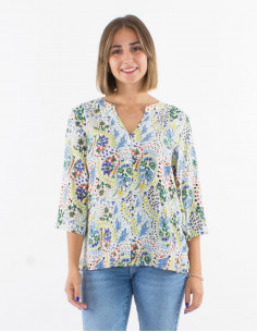 Blusa viscosa con botones...