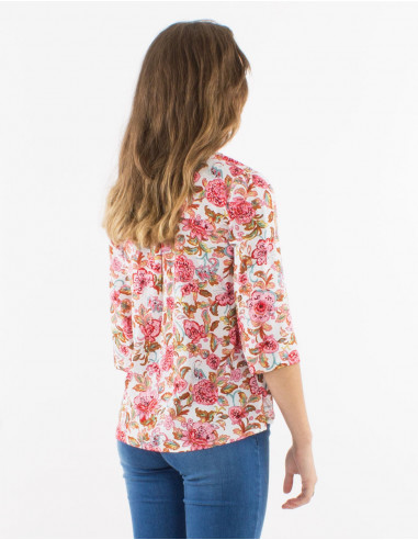 Blusa viscosa con botones  mangas 3/4...
