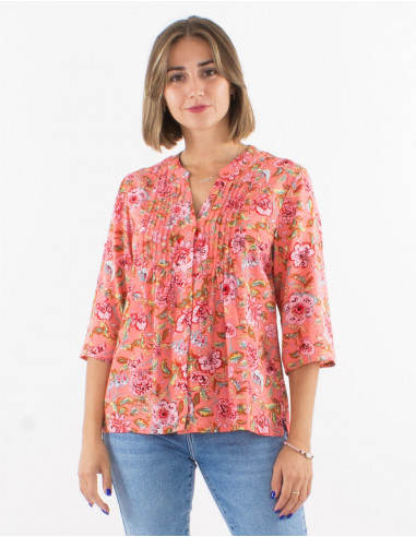 Blusa viscosa con botones  mangas 3/4...