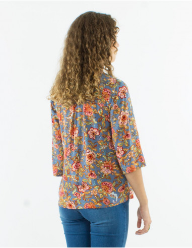 Blusa viscosa con botones  mangas 3/4...