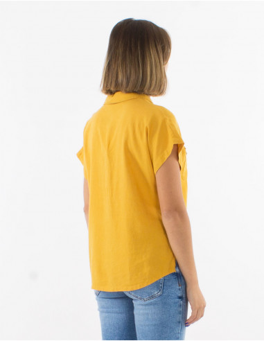 Blusa 54% lino 46% viscosa con botones y...