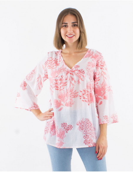 Blusa velo de algodon mangas largas estampado coral con hojas doradas