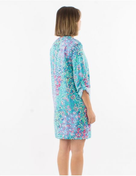 Vestido corto viscosa con botones mangas 3/4 remangables estampado influencia