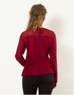 Blusa viscosa bordada mousse crepe 2