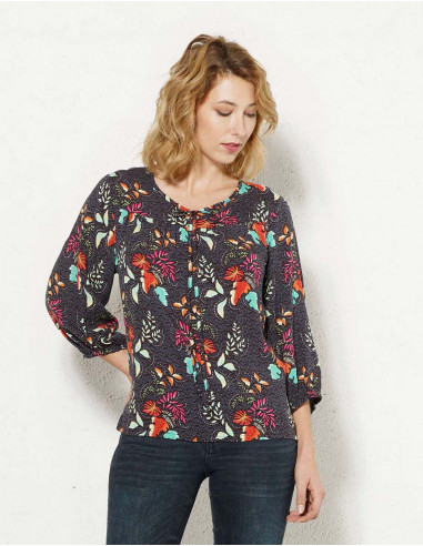 Blusa viscosa mangas 3/4 estampado grappe