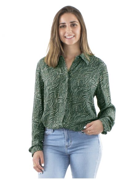 Blusa crepe de viscosa con botones mangas largas estampado safari