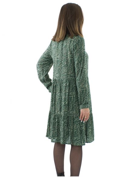 Vestido crepe de viscosa cuello corchete 4 botones mangas largas estampado safari