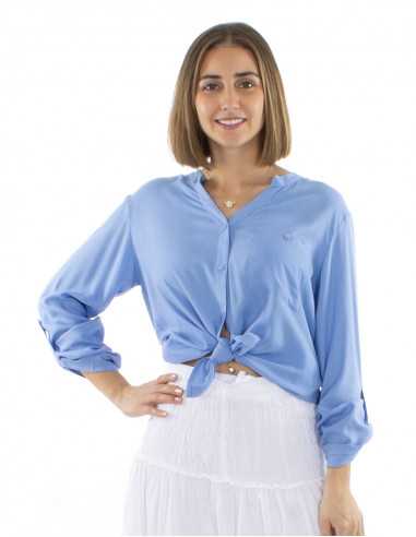 Blusa viscosa lisa con botones mangas largas