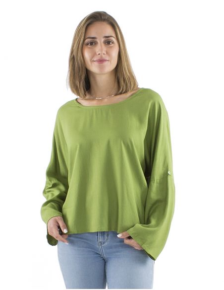 Blusa viscosa lisa mangas mariposa