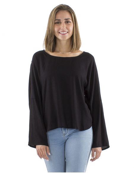Blusa viscosa lisa mangas mariposa