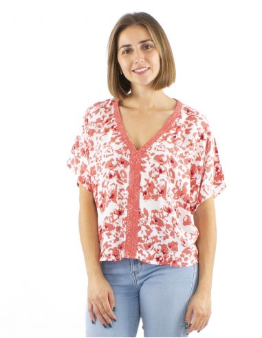 Blusa viscosa cuello v galon estampado Bali24