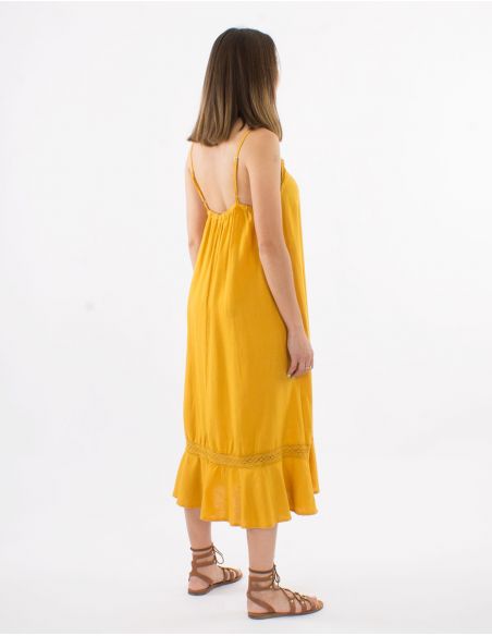 Vestido 54% lino 46% viscosa tirantescon cinta algodon bordada