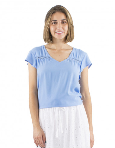 Blusa viscosa lisa cuello v con botones  mangas...