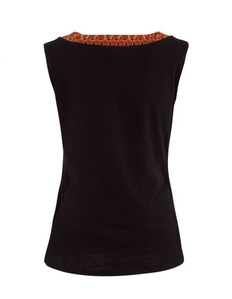 Camiseta 97% algodon 3% elastano sin mangas con patchs