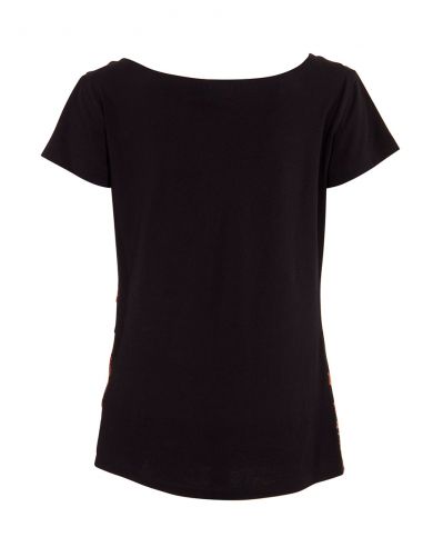 Camiseta 97% algodon 3% elastano mangas cortas con patchs