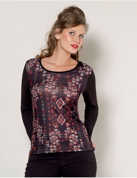 Camiseta 97% poliester 3% elastano delante estampado navajo