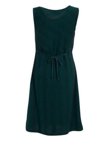 Vestido malla 63% poliéster 32% viscosa 5% elastano bordado