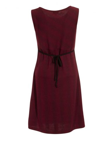 Vestido malla 63% poliéster 32% viscosa 5% elastano bordado