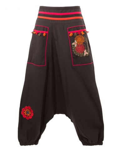 Sarouel algodón con bordados y pompones